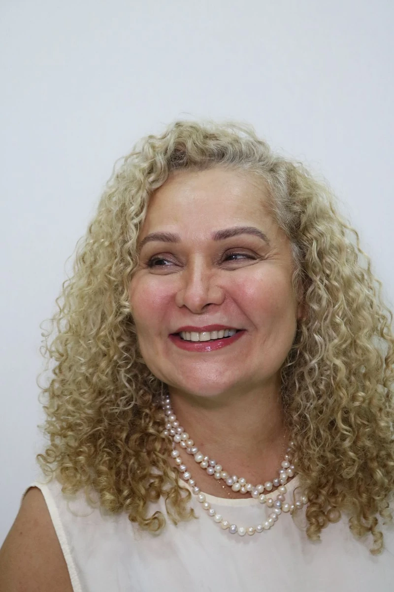 Dra. Gilcelia Carneiro